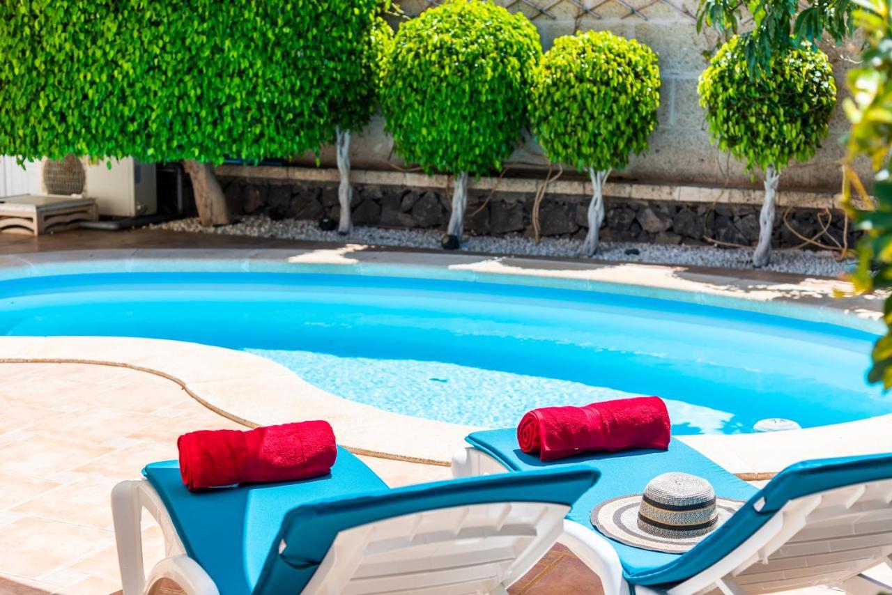 Beautiful Villa Anna With Heated Pool Costa Adeje  Exterior photo