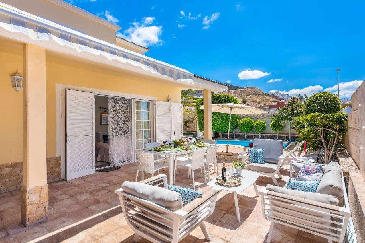 Beautiful Villa Anna With Heated Pool Costa Adeje  Exterior photo