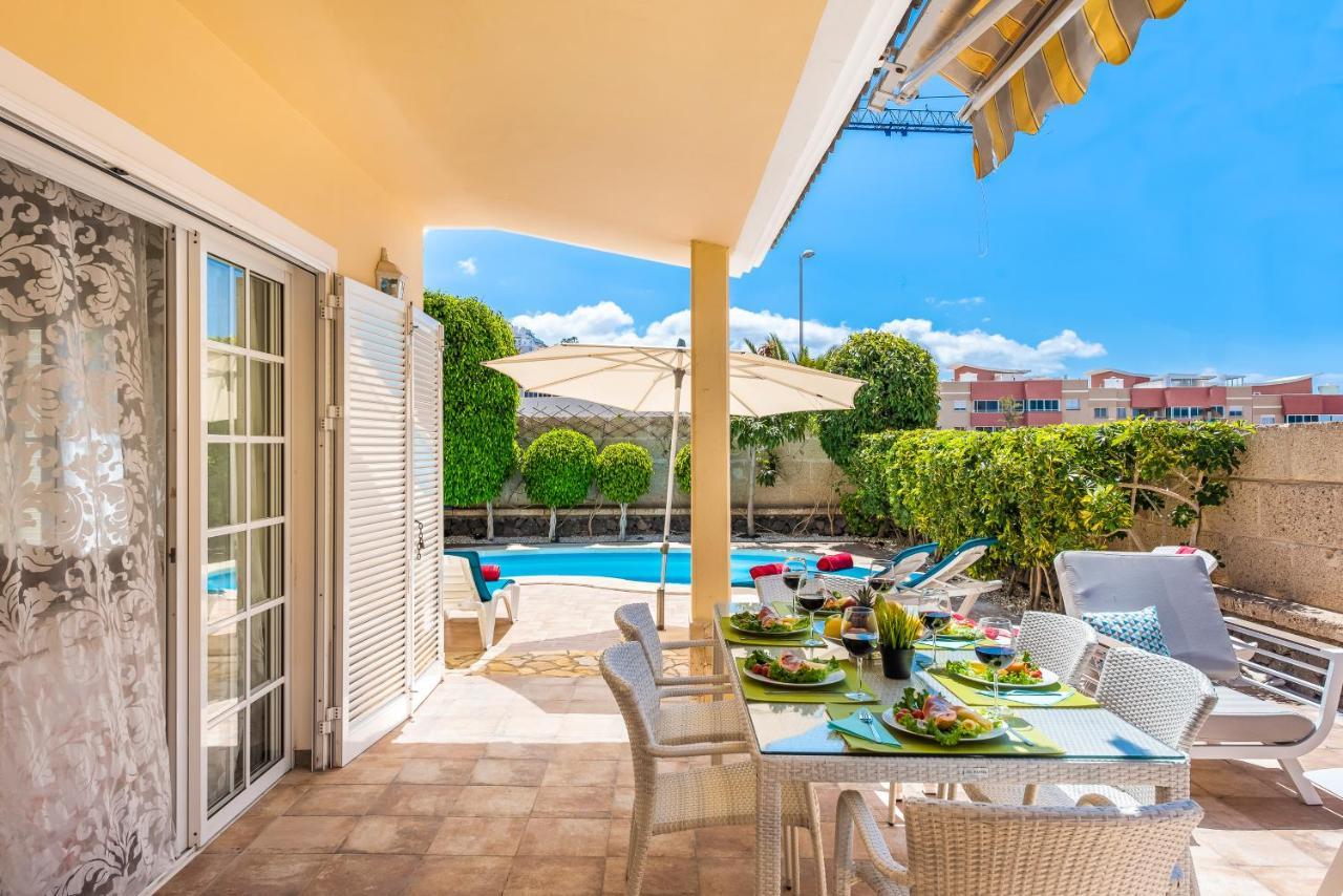 Beautiful Villa Anna With Heated Pool Costa Adeje  Exterior photo