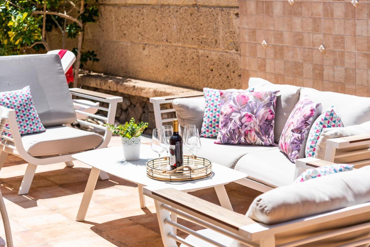 Beautiful Villa Anna With Heated Pool Costa Adeje  Exterior photo